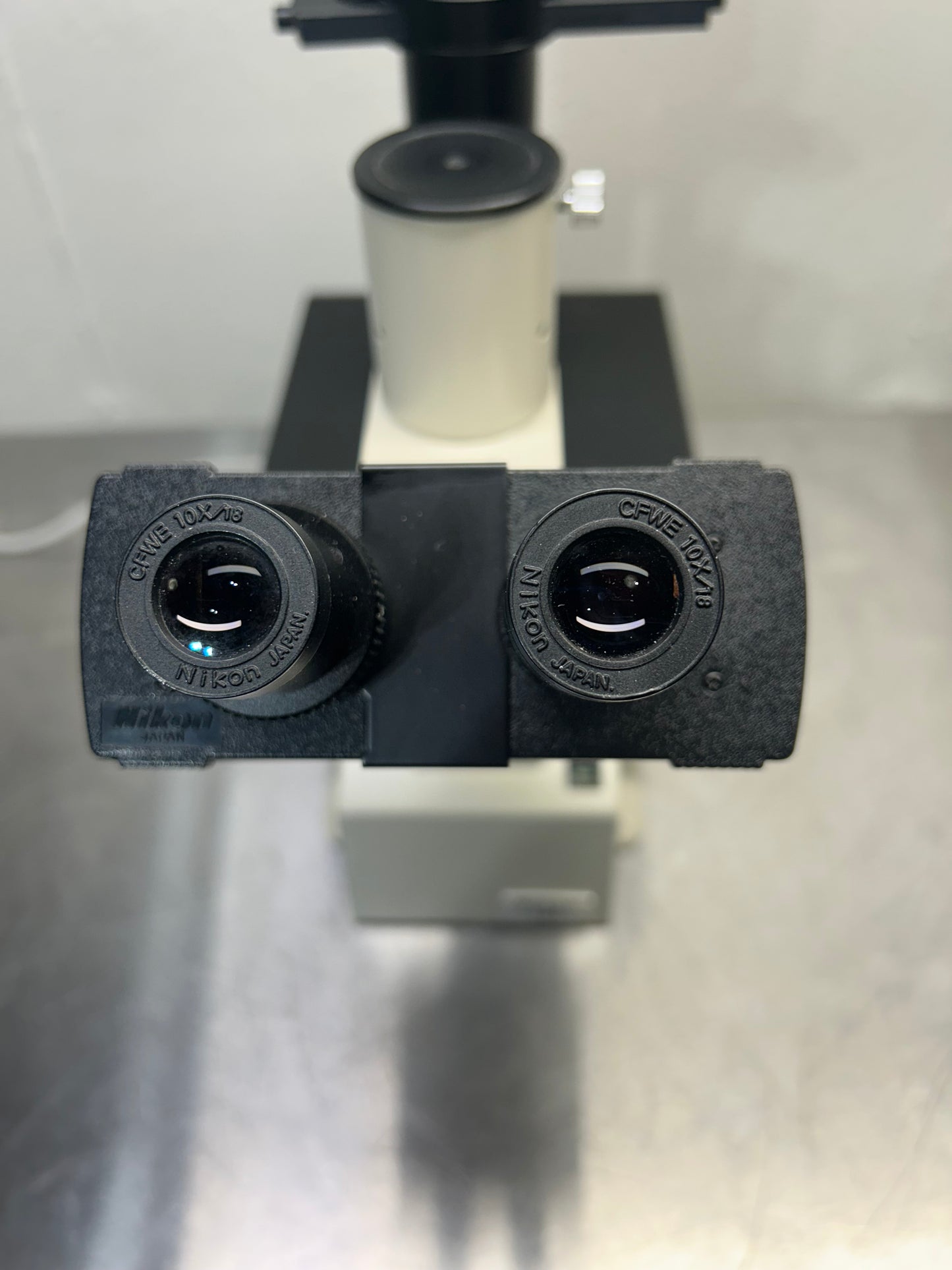 Nikon TMS Inverted Phase Contrast Microscope 2 Objectives 10x 40x