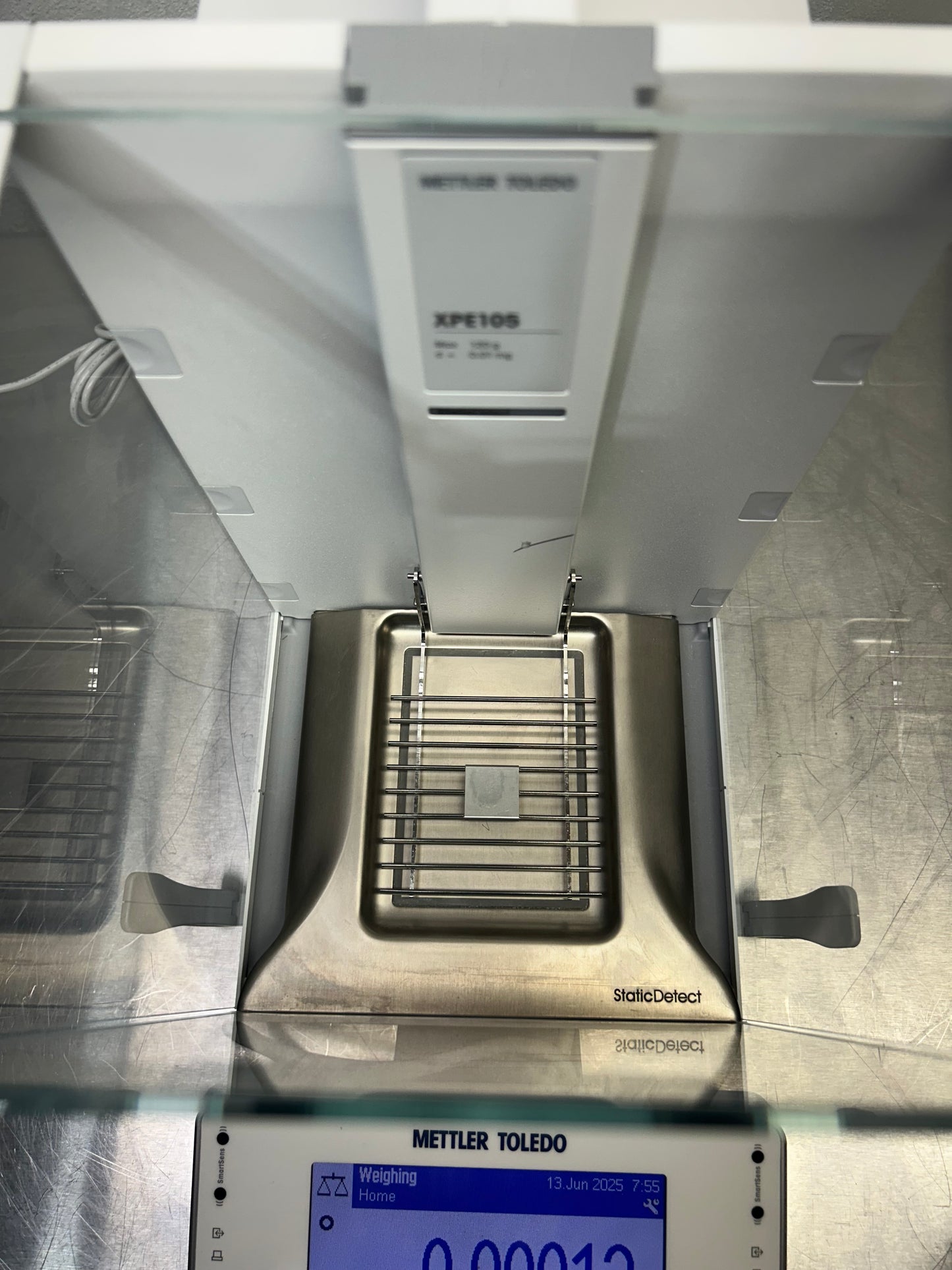 Mettler Toledo XPE105 Analytical Balance Readability 0.01 mg