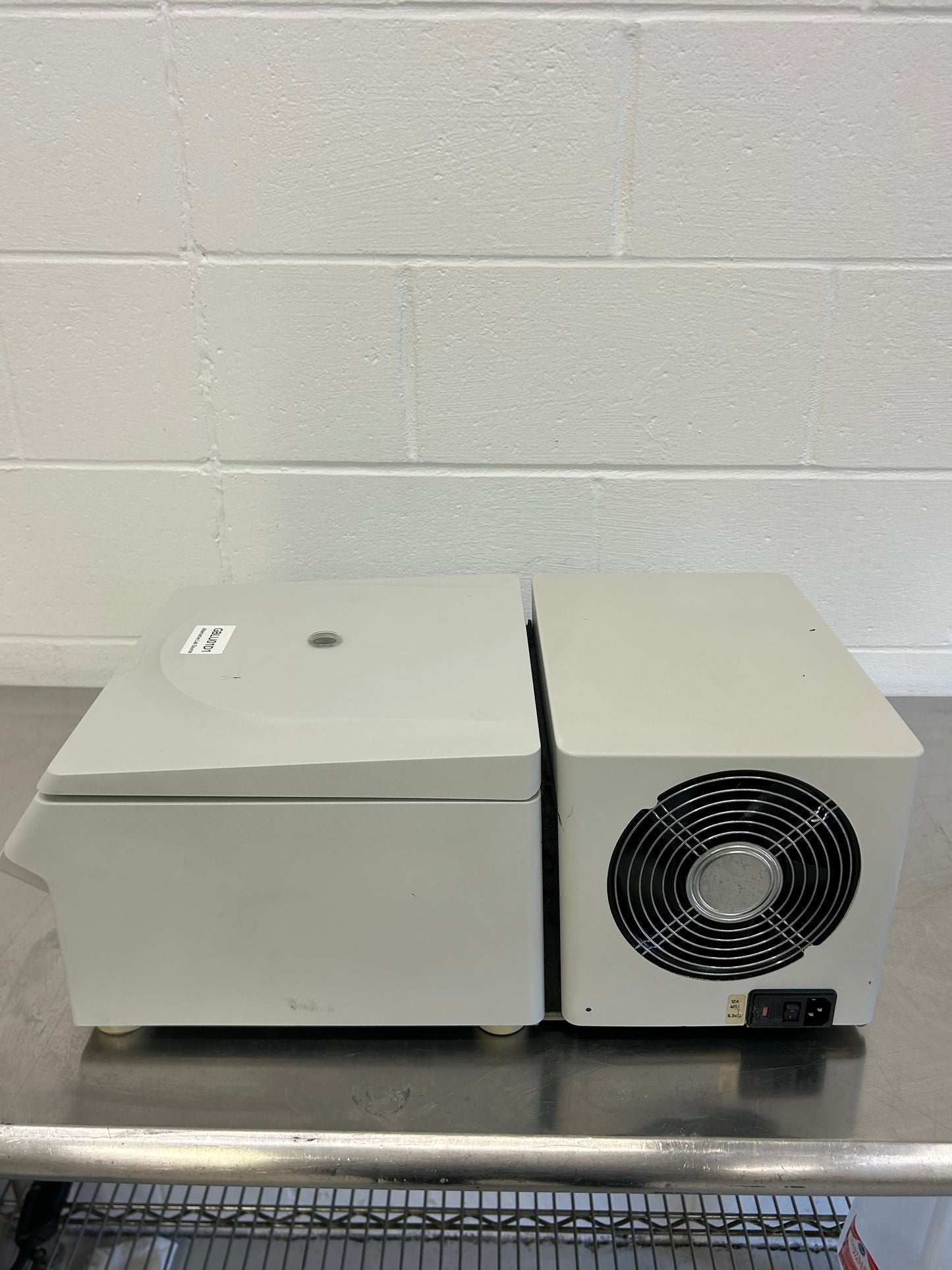 Eppendorf 5417R Refrigerated Centrifuge