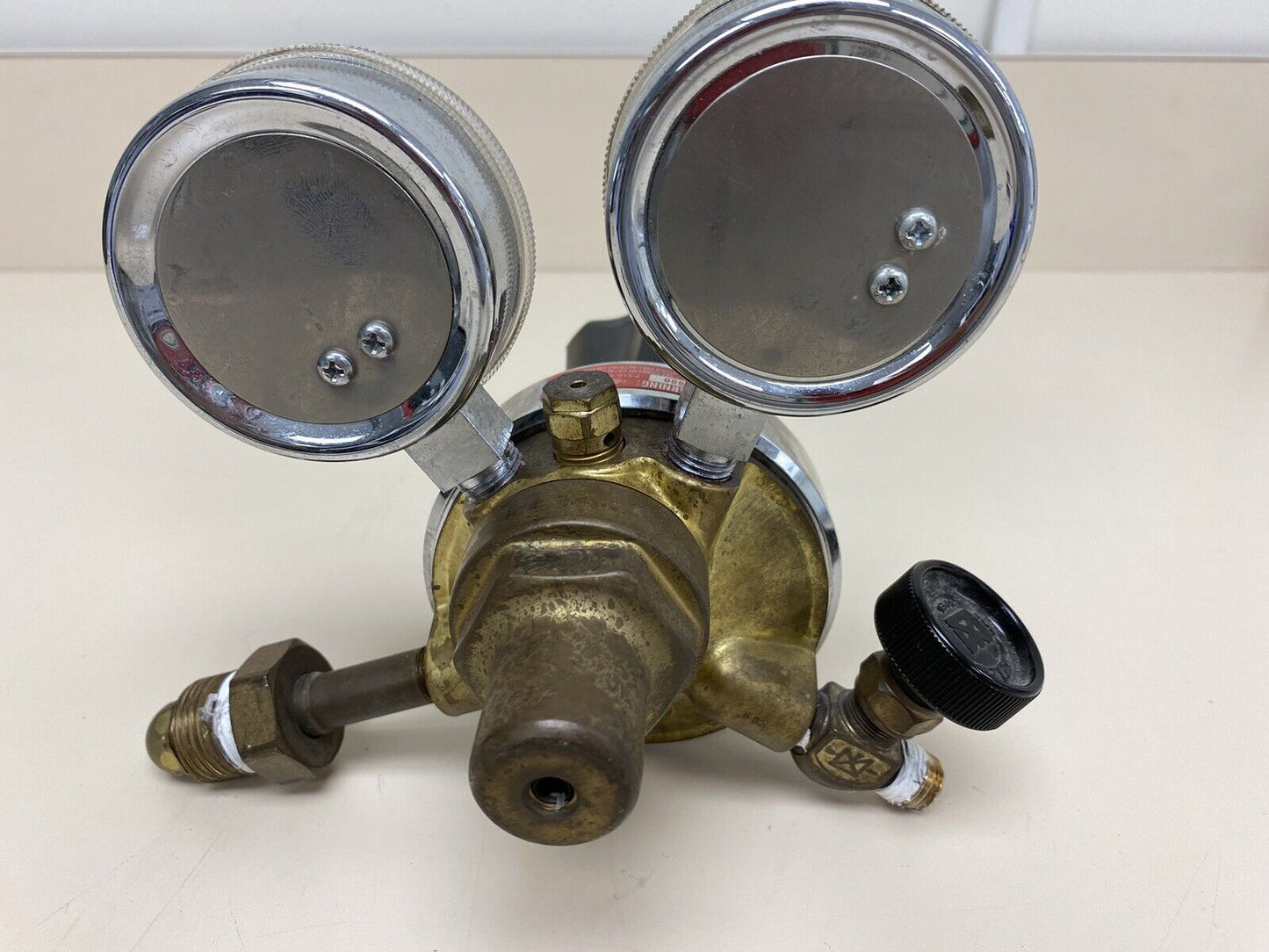 Matheson Inert Gas Regulator CGA580