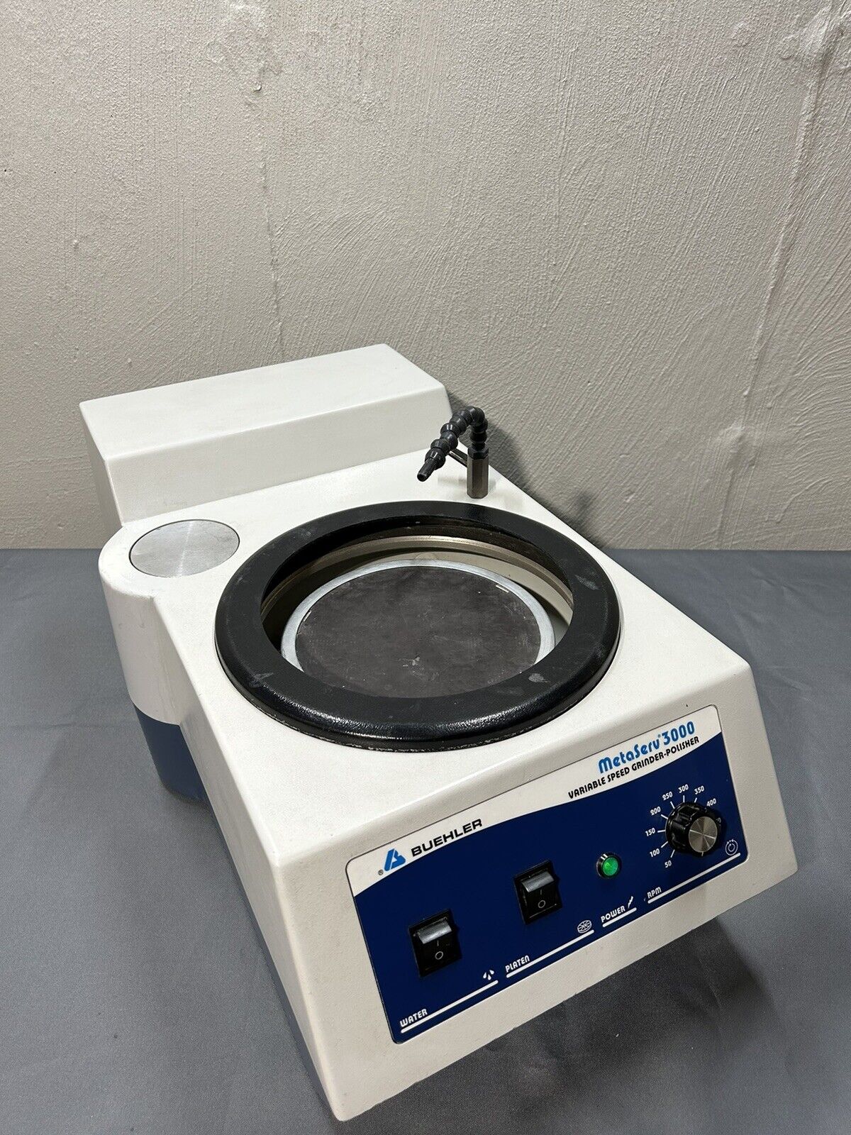 Buehler MetaServ 3000 Variable Speed Grinder-Polisher 8-inch wheel