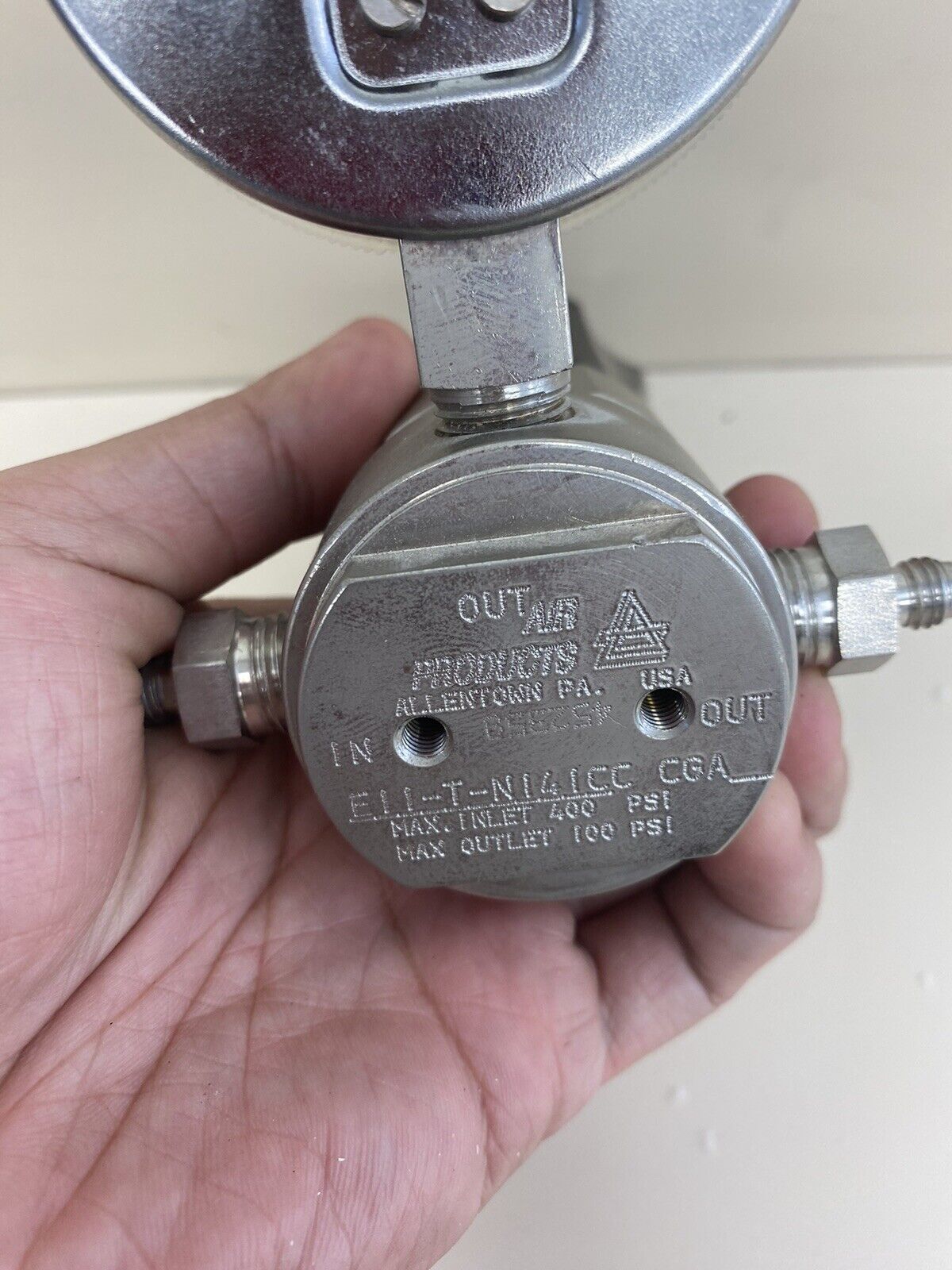 Air products in line regulator 100 psig
