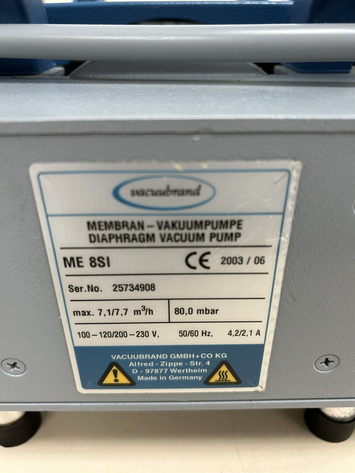 Vacuubrand ME8 SI Diaphragm Vacuum Pump 69 Torr