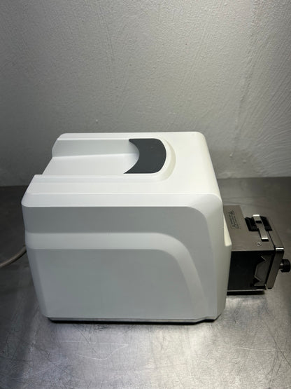 Masterflex L/S Console Drives Peristaltic Pump 7528-30 with 77250-62 pump head