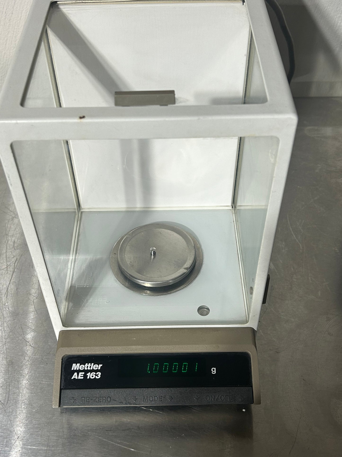 Mettler AE163 Analytical Balance 160g Max 0.01mg Readability