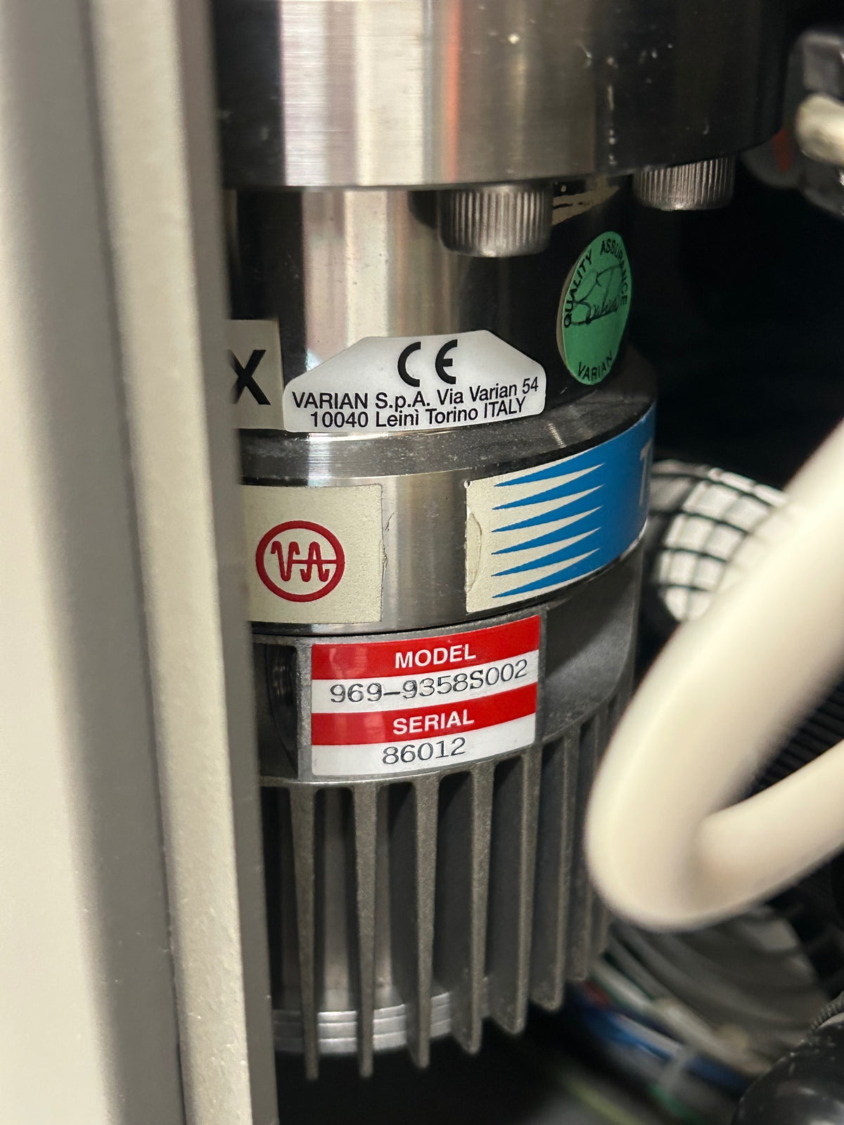 Varian 938-41 Helium Leak Detector with Turbo Pump Working See Video
