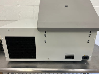 Hermle Benchmark Z366K Refrigerated Centrifuge w/ 2 rotors DOM2017