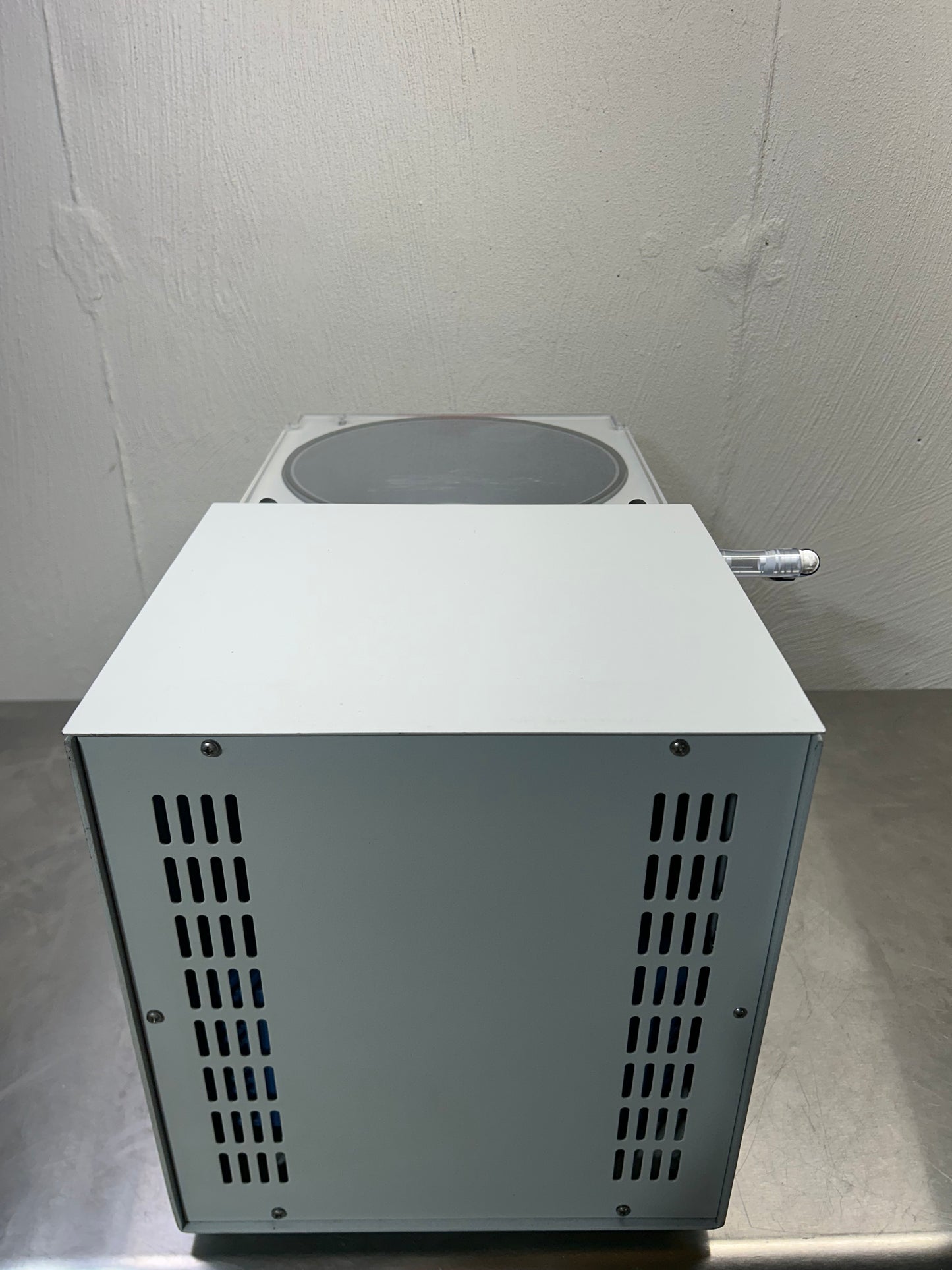 Thermo Scientific Savant SpeedVac DNA120 Vacuum Concentrator with RD36 Rotor Unit 2