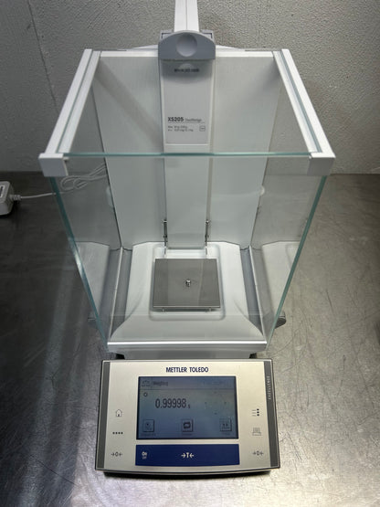 Mettler Toledo XS205DU Analytical Balance Readability 0.01 mg