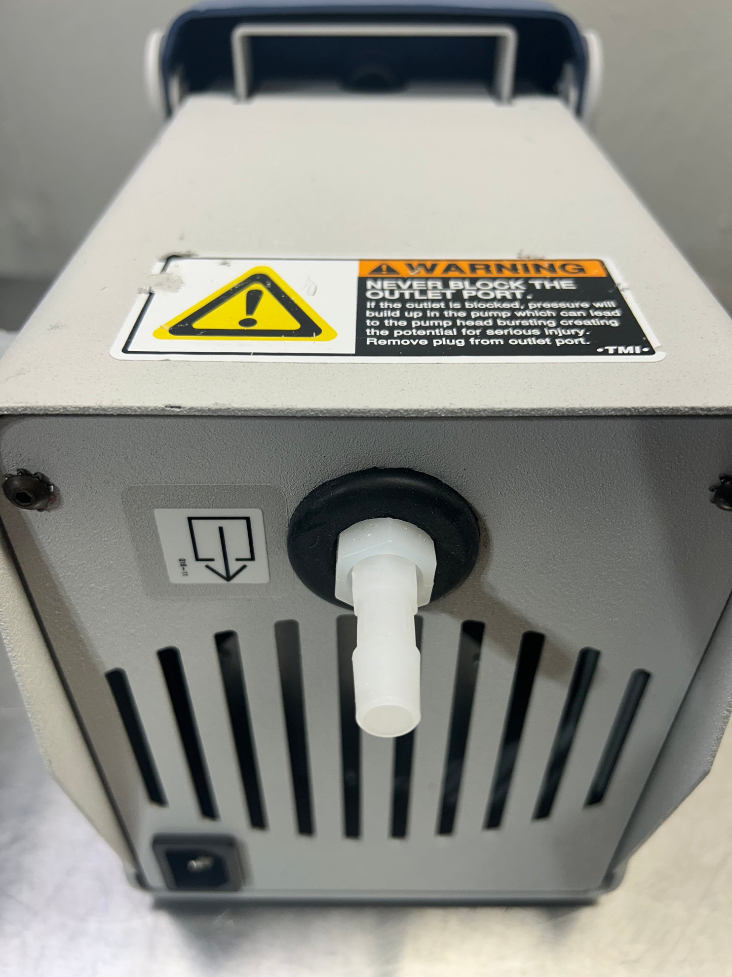 Welch Dryfast 2014B-01 Diaphragm Pump
