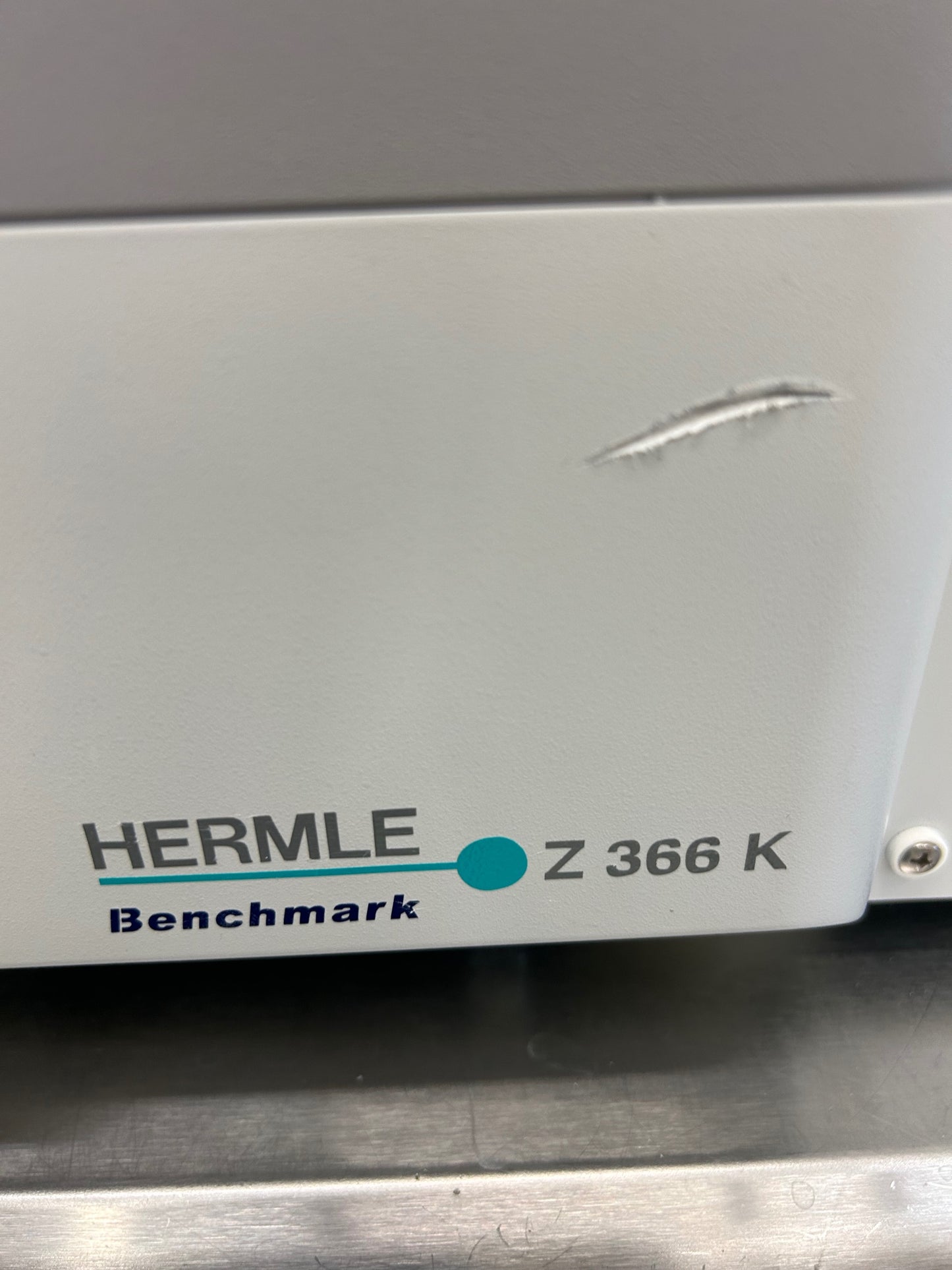 Hermle Benchmark Z366K Refrigerated Centrifuge w/ 2 rotors DOM2017