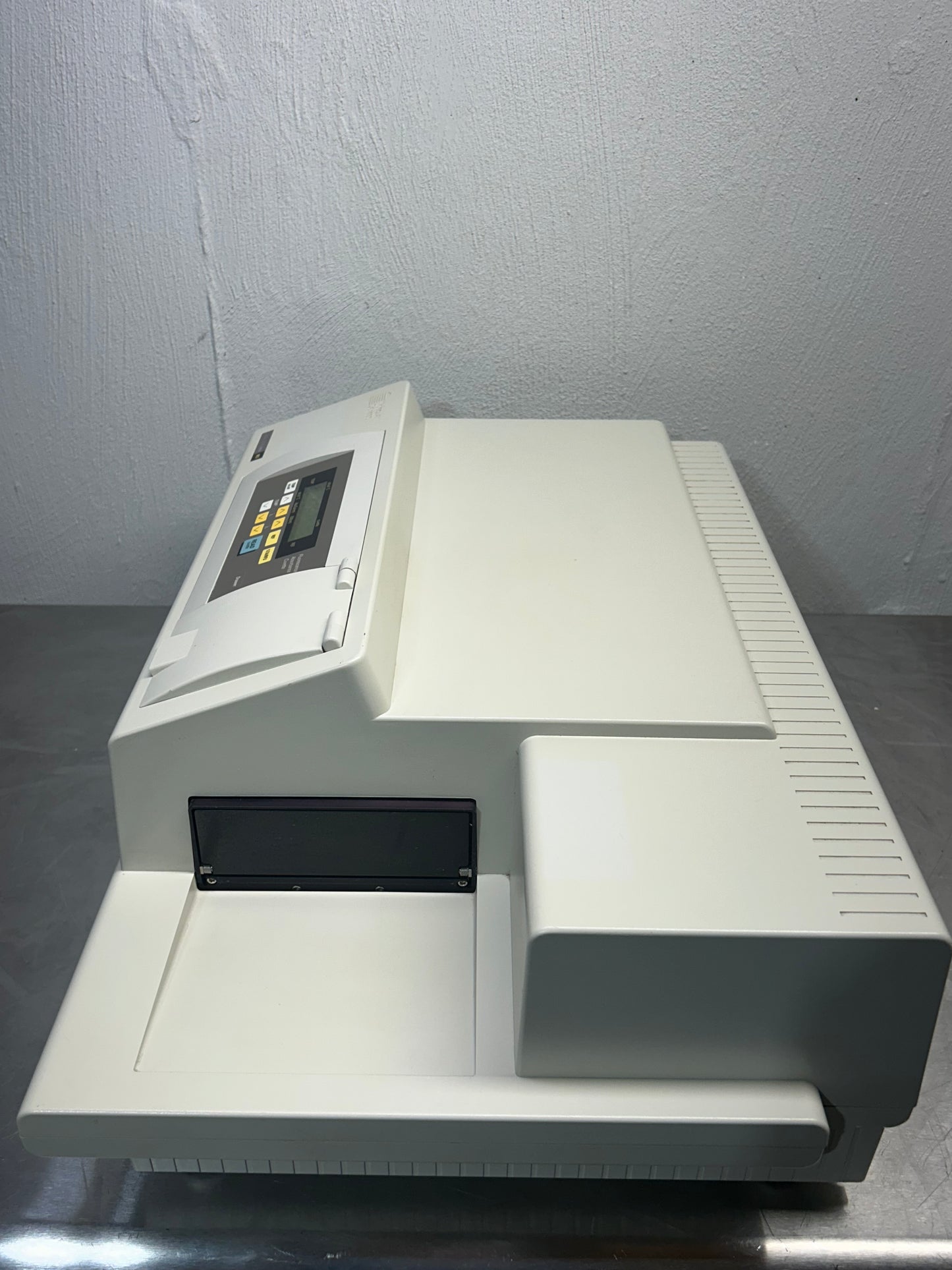 Molecular Devices SpectraMax M2 Multi Mode Microplate Readers