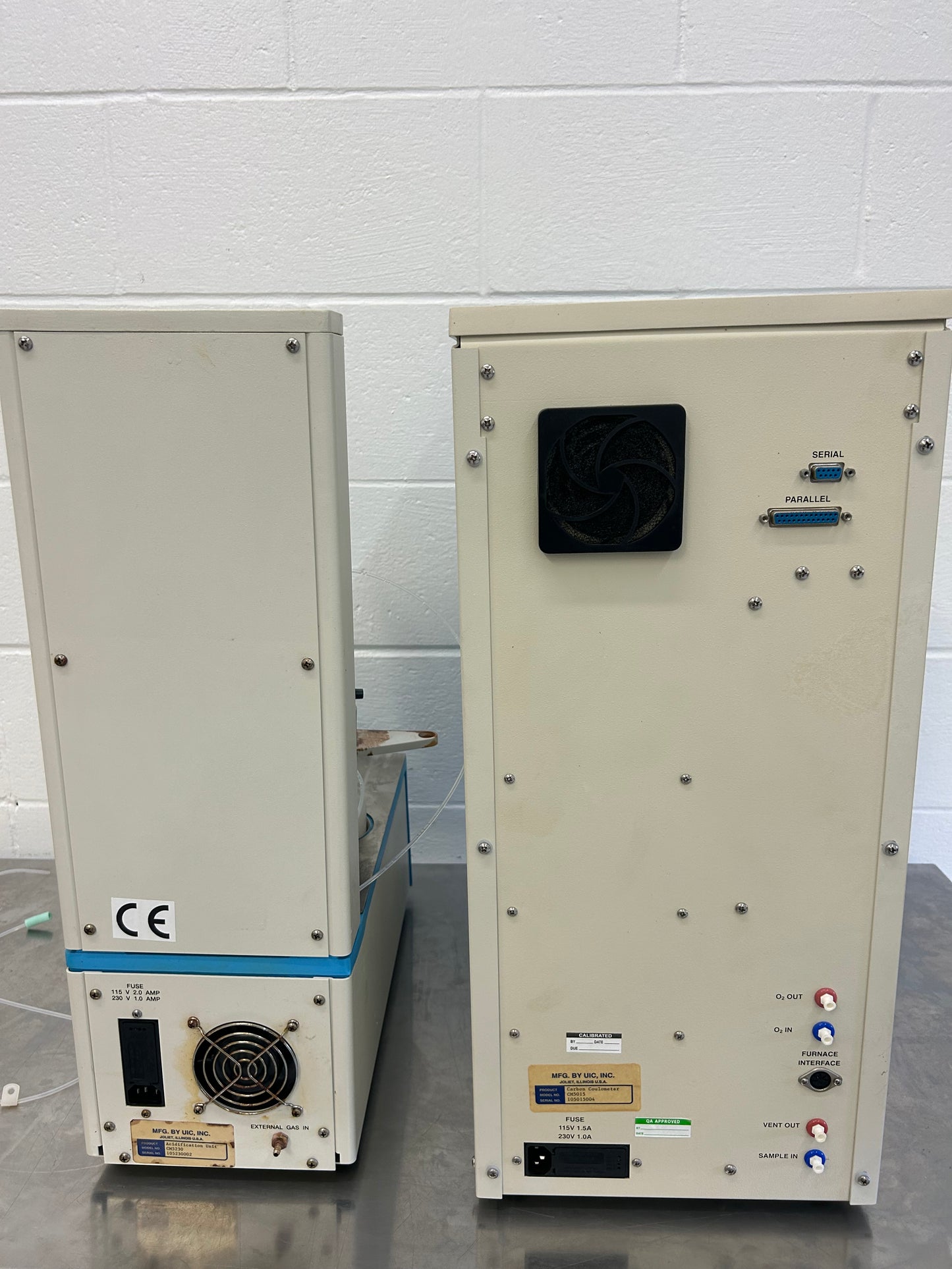 UIC carbon coulometer CM5015 and Acidification Module CM5230