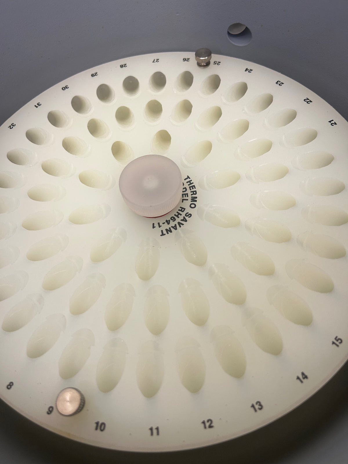 Thermo Savant SpeedVac SPD111V-115 Concentrator