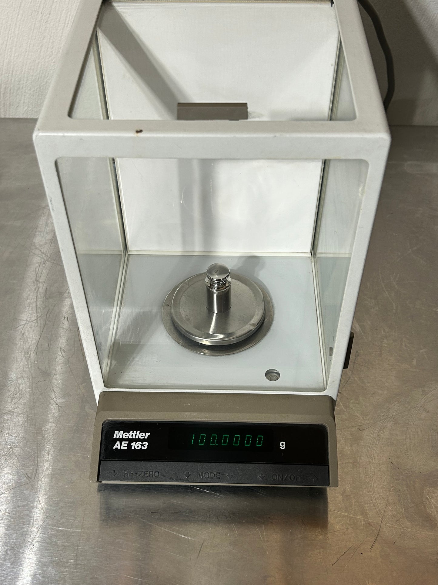 Mettler AE163 Analytical Balance 160g Max 0.01mg Readability