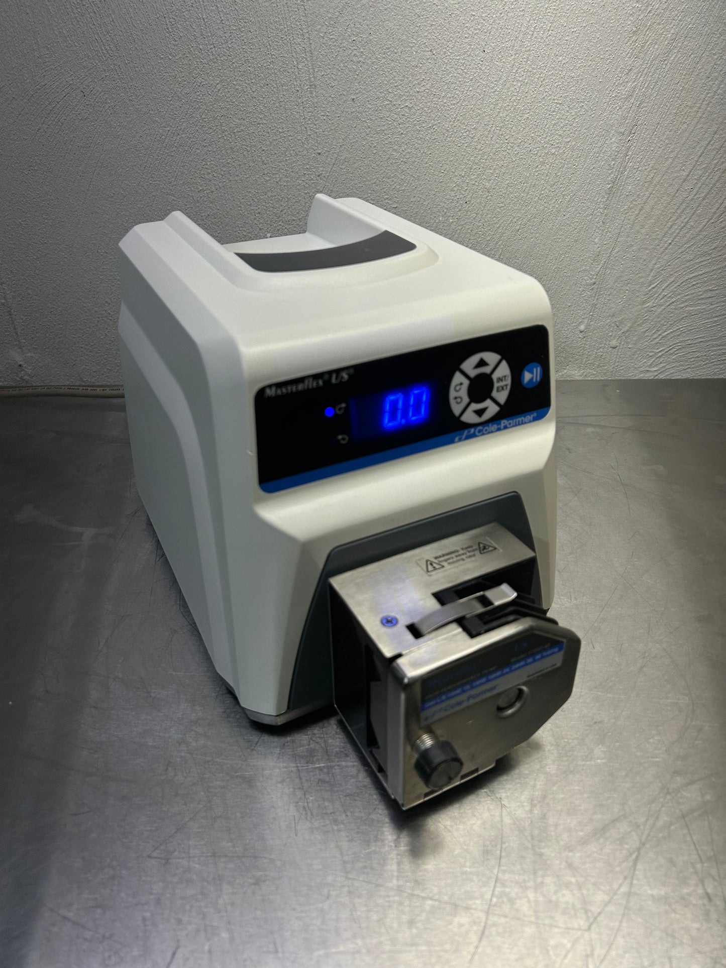 Masterflex L/S Console Drives Peristaltic Pump 7528-30 with 77250-62 pump head