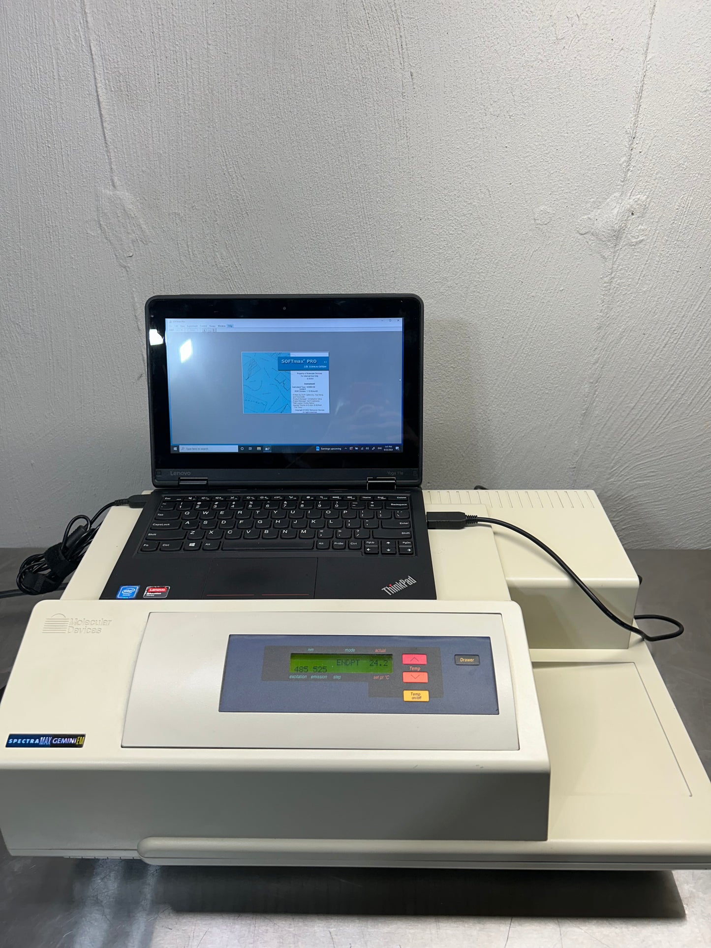 Molecular Devices SpectraMax Gemini EM Microplate Reader Unit 2