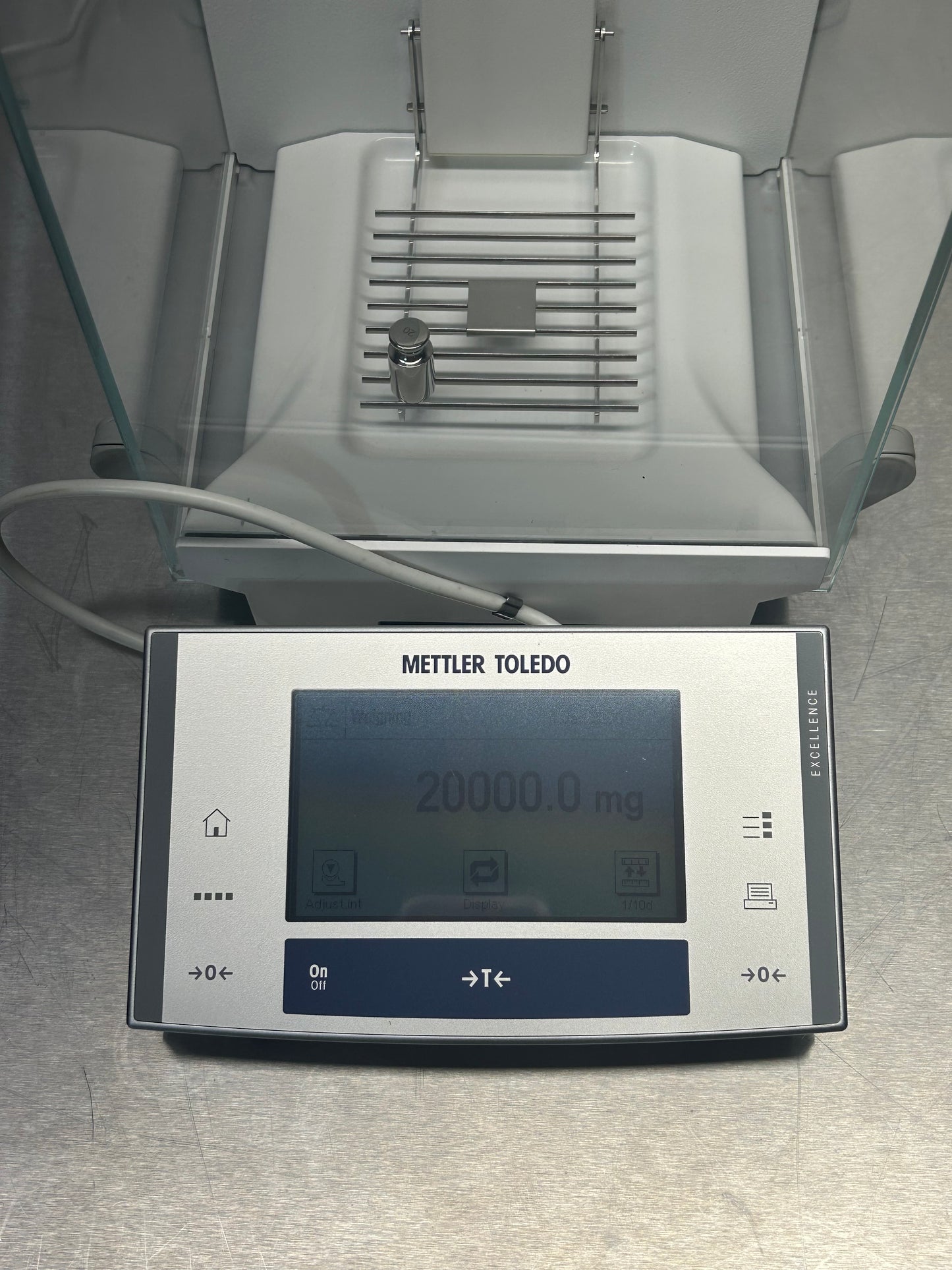 Mettler Toledo XS104/FACT Analytical Balance