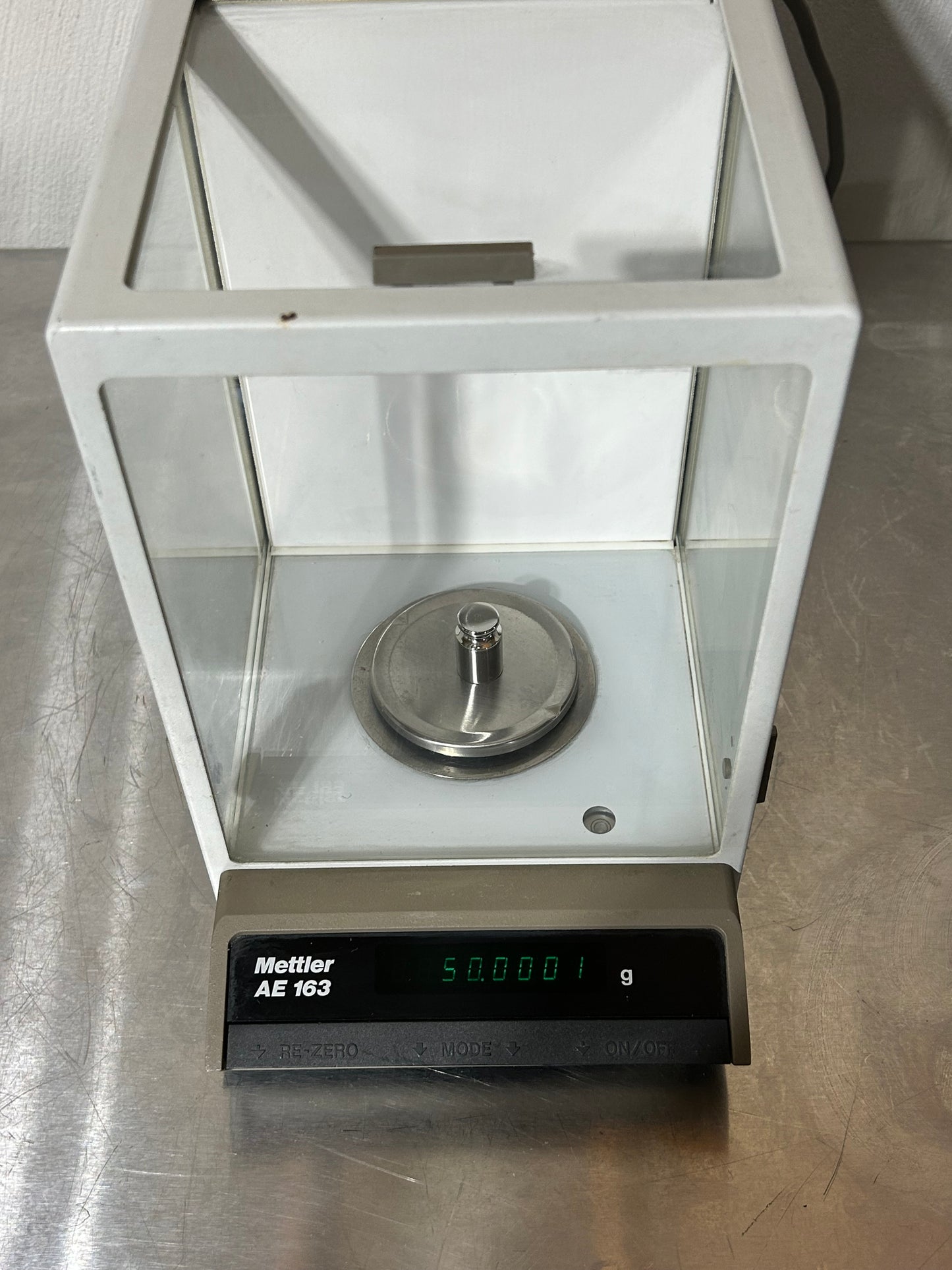 Mettler AE163 Analytical Balance 160g Max 0.01mg Readability