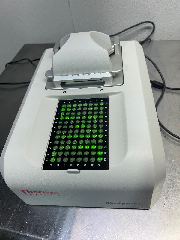 Thermo Scientific Nanodrop 8000 Spectrophotometer