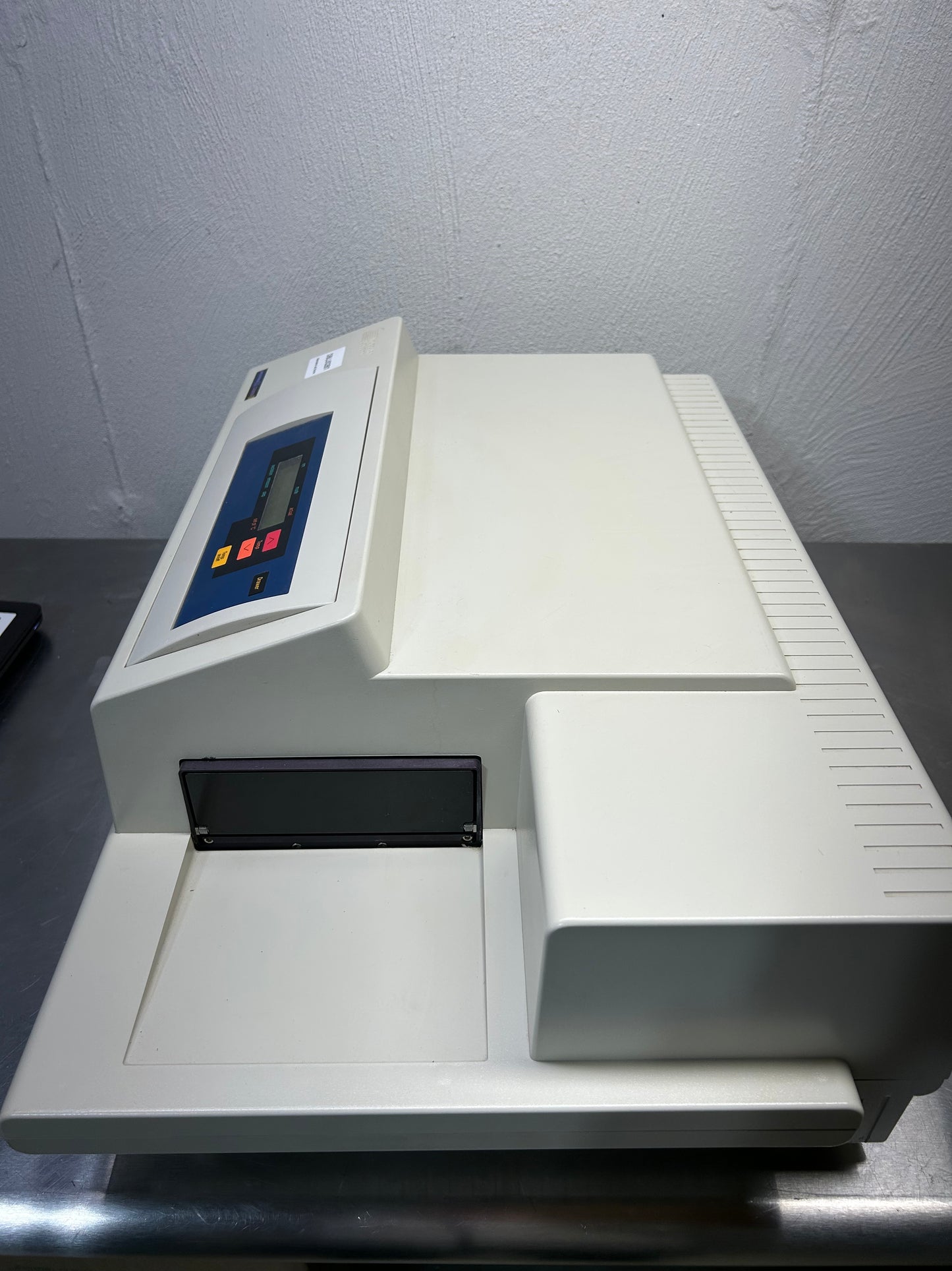 Molecular Devices SpectraMax Gemini EM Microplate Reader