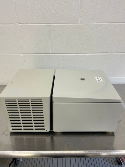 Eppendorf 5417R Refrigerated Centrifuge