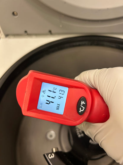 Eppendorf 5702RH Refrigerated/Heated Centrifuge