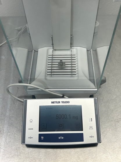 Mettler Toledo XS104/FACT Analytical Balance