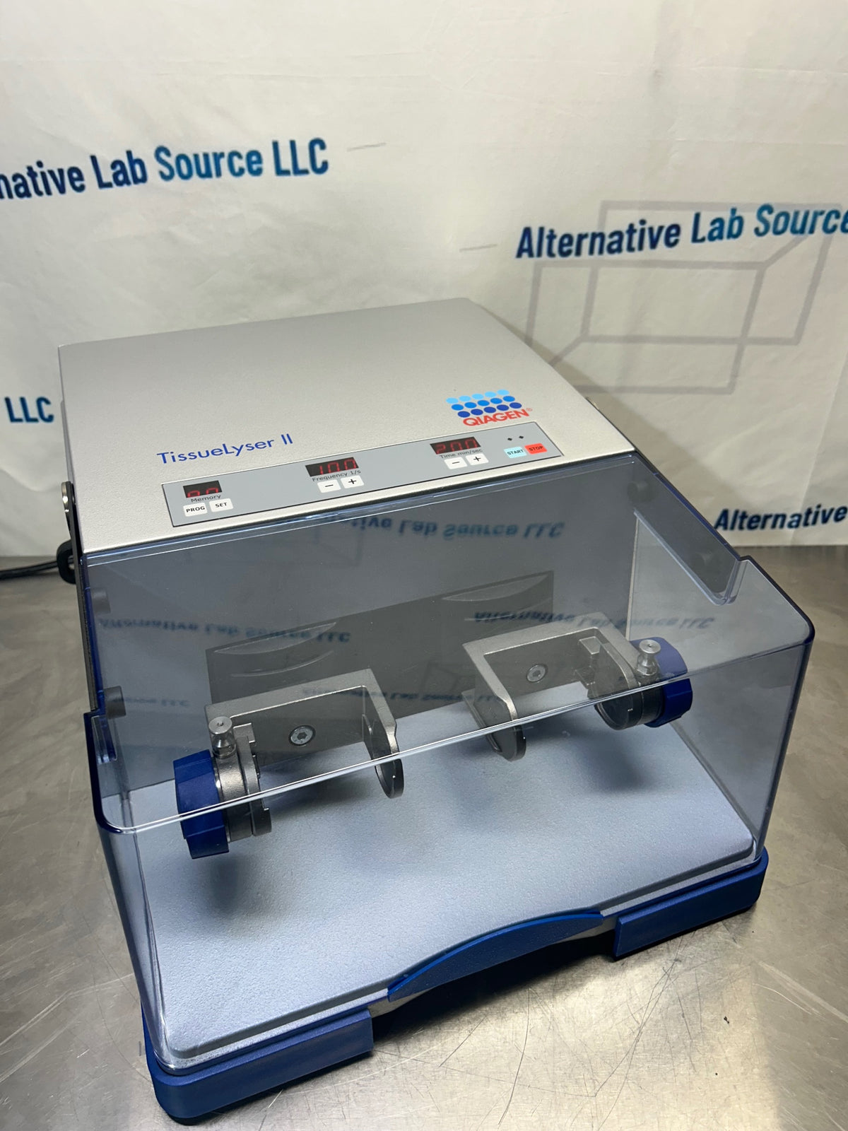 Qiagen Tissuelyser II Tissue Homogenizer Mixer Mill