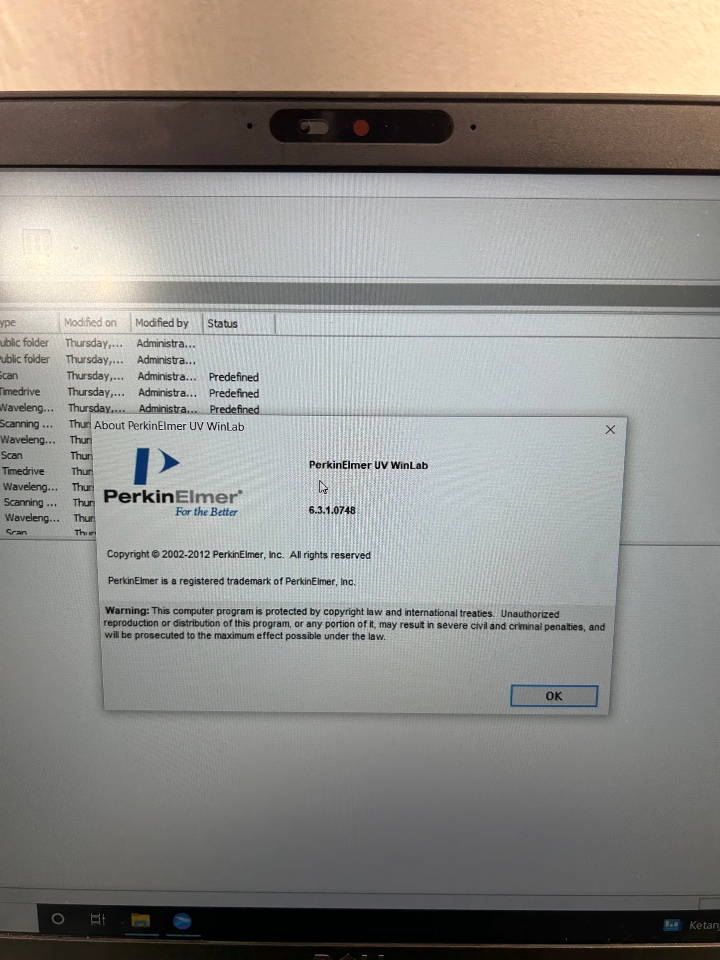 Perkin Elmer Lambda 25 UV/Vis Spectrophotometer with Laptop