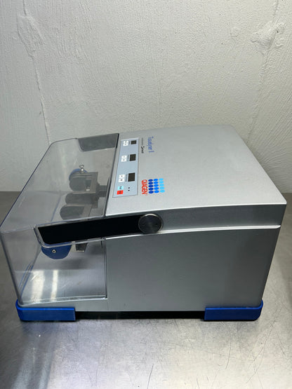 Retsch Qiagen Tissuelyser II Sample Disruptor MM400 with Tube Adapter