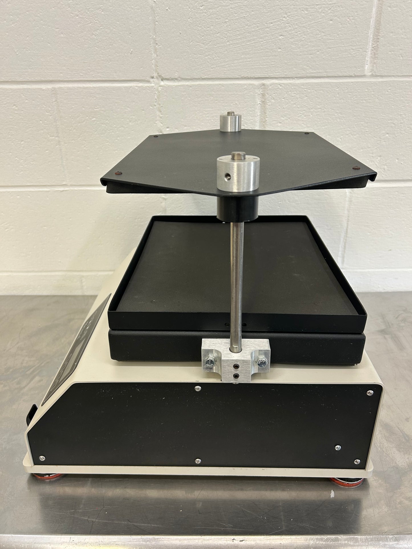 GLAS-COL Digital Pulse Mixer Digital Orbital Shaker 1800 RPM