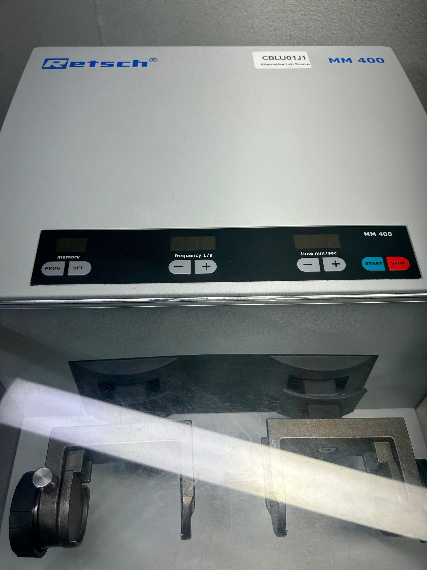 Retsch MM400 Mixer Mill