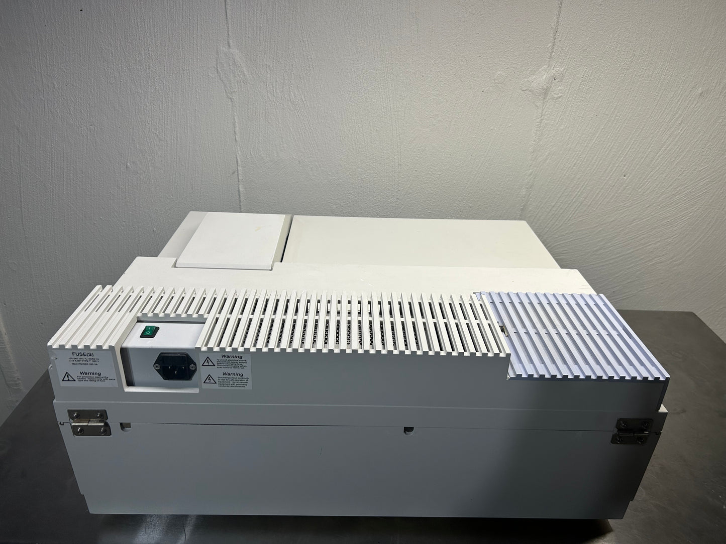 Perkin Elmer Lambda 25 UV/Vis Spectrophotometer with Laptop