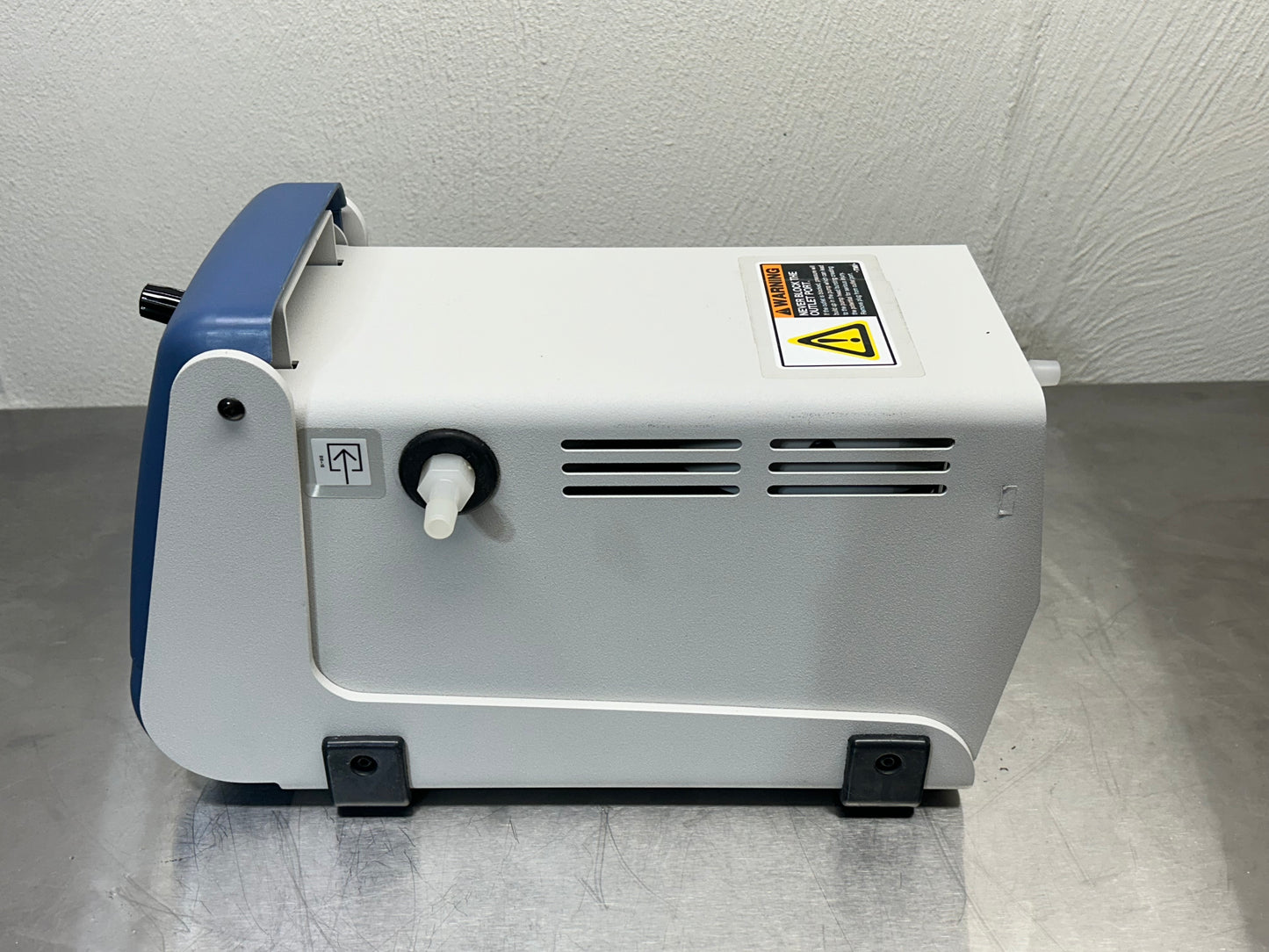 Welch 2047B-01 Dryfast Diaphragm Vacuum Pump Unit 2