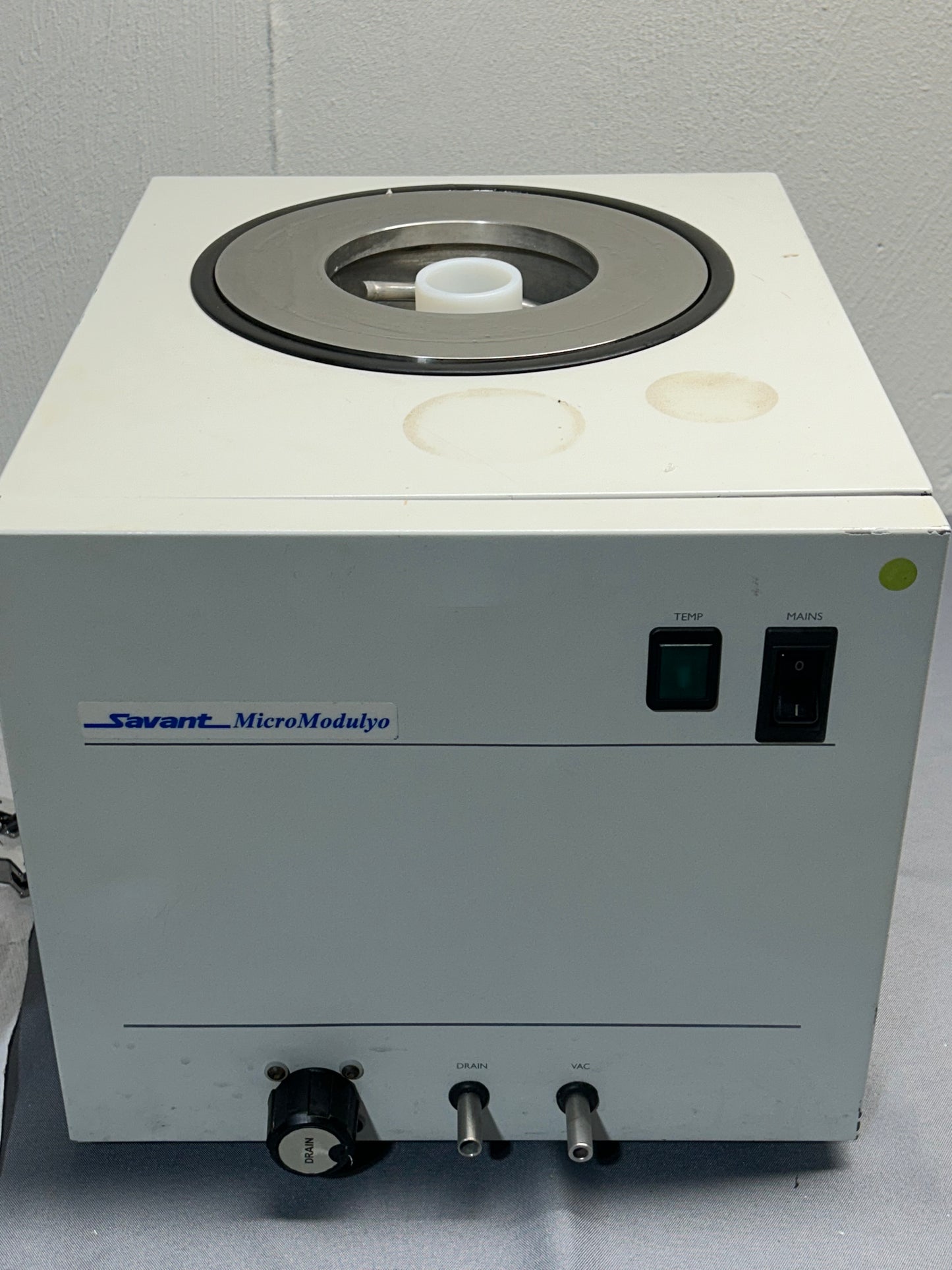 Savant Freeze Dryer Model Micromodulyo with pump