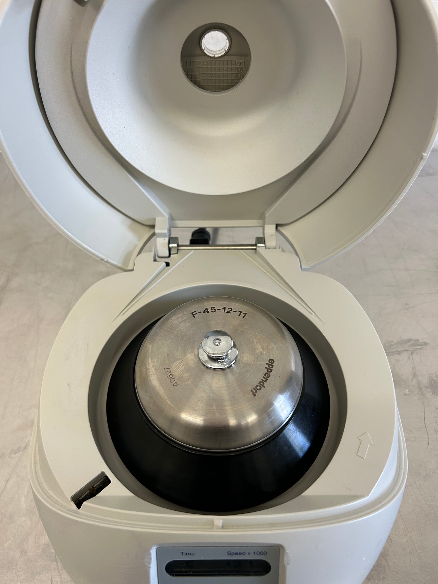 Eppendorf MiniSpin Centrifuge Unit 2