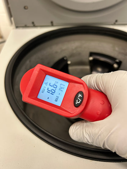 Eppendorf 5702RH Refrigerated/Heated Centrifuge