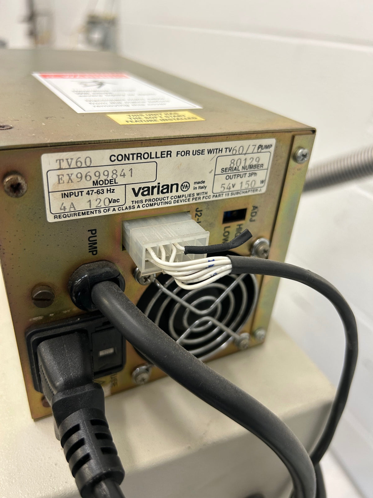 Varian 938-41 Helium Leak Detector with Turbo Pump Working See Video