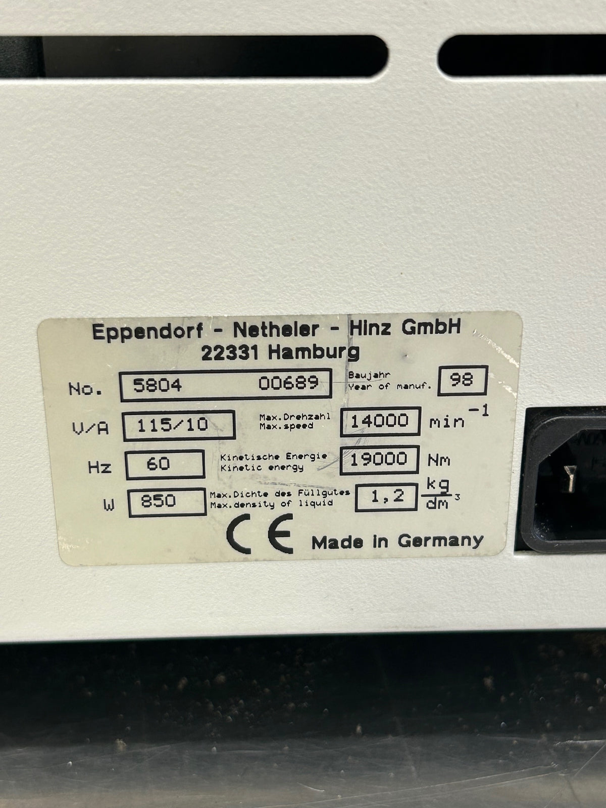 Eppendorf 5804 Benchtop Centrifuge No rotor