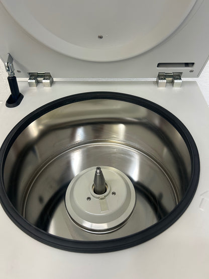 Eppendorf 5804 Benchtop Centrifuge No rotor