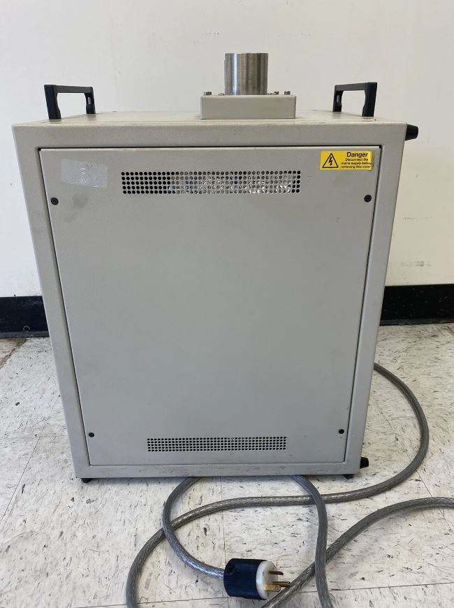 Instron Environmental Chamber AH1637C