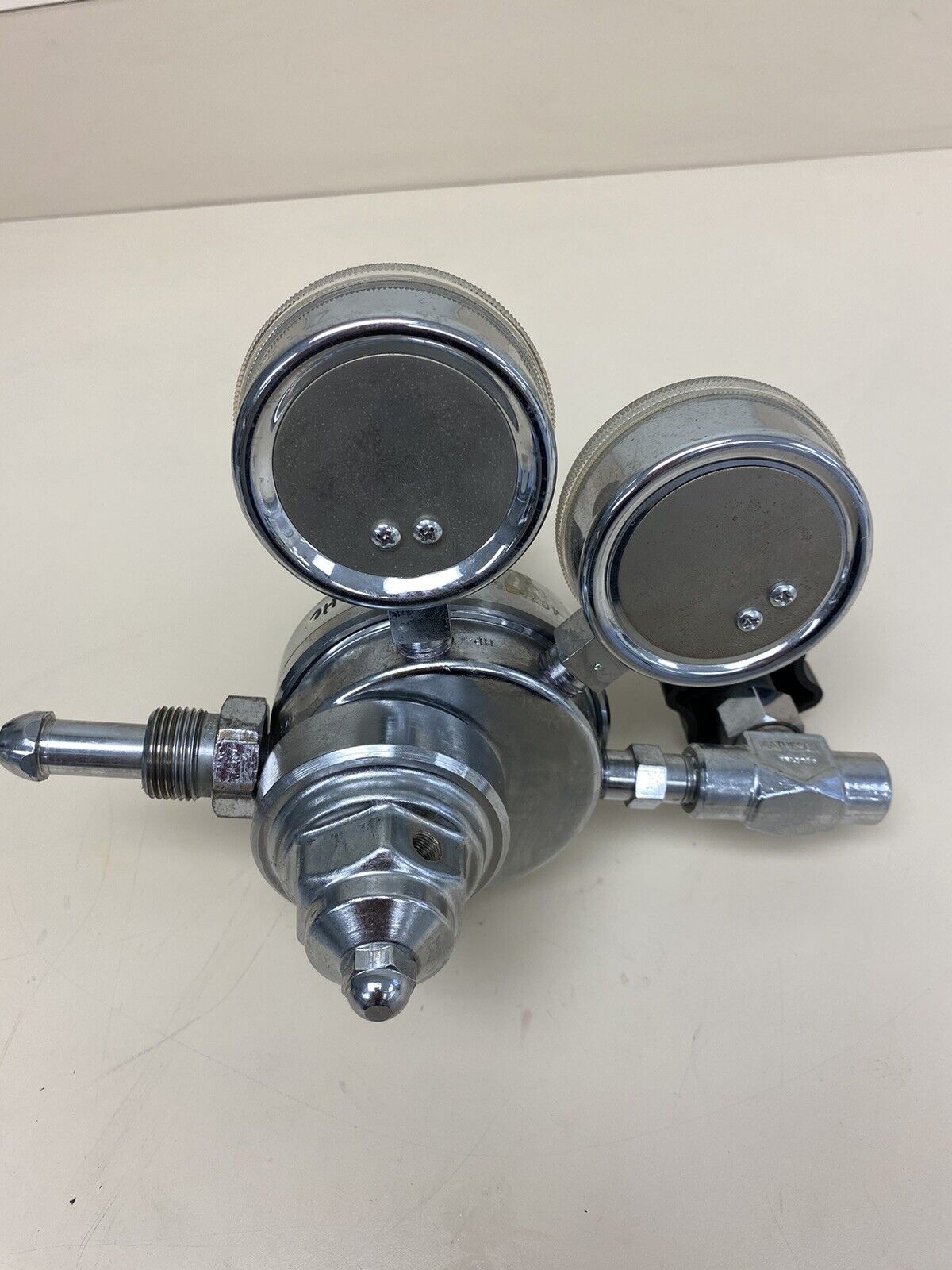 Matheson Two Stage Inert Gas Regulator CGA580